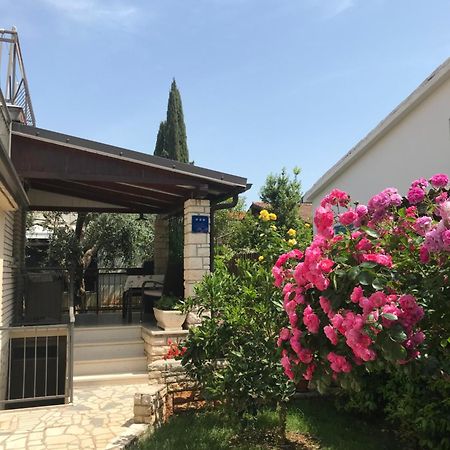 Appartamento App Sorgo Novigrad Istria Esterno foto