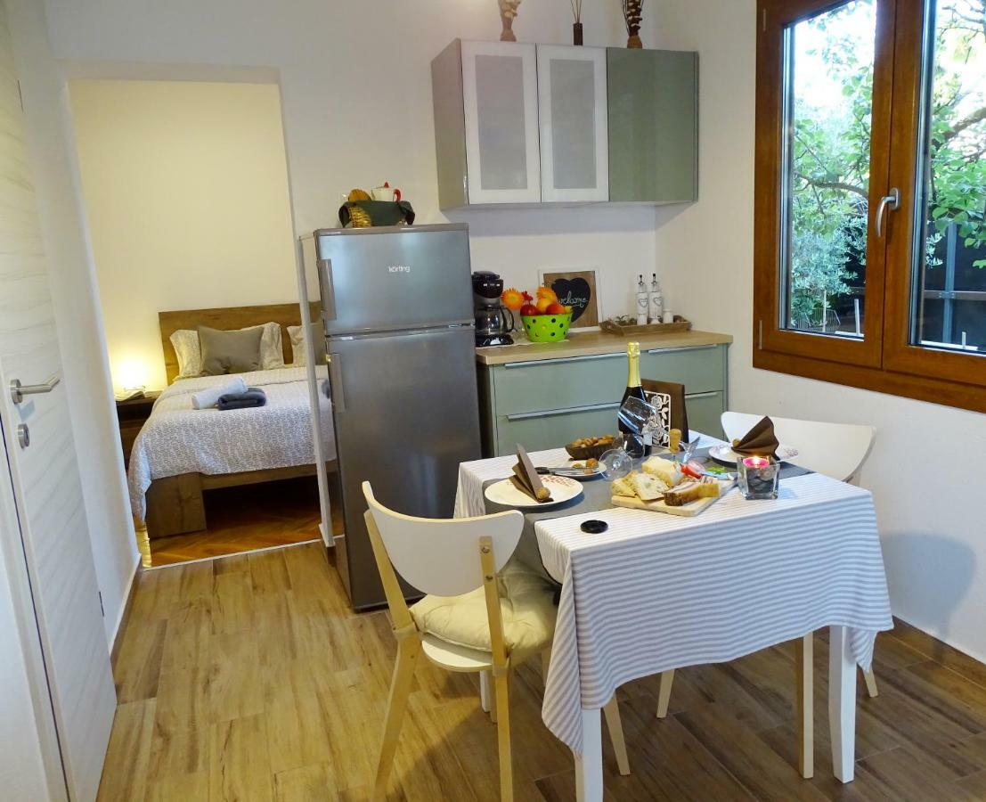 Appartamento App Sorgo Novigrad Istria Esterno foto